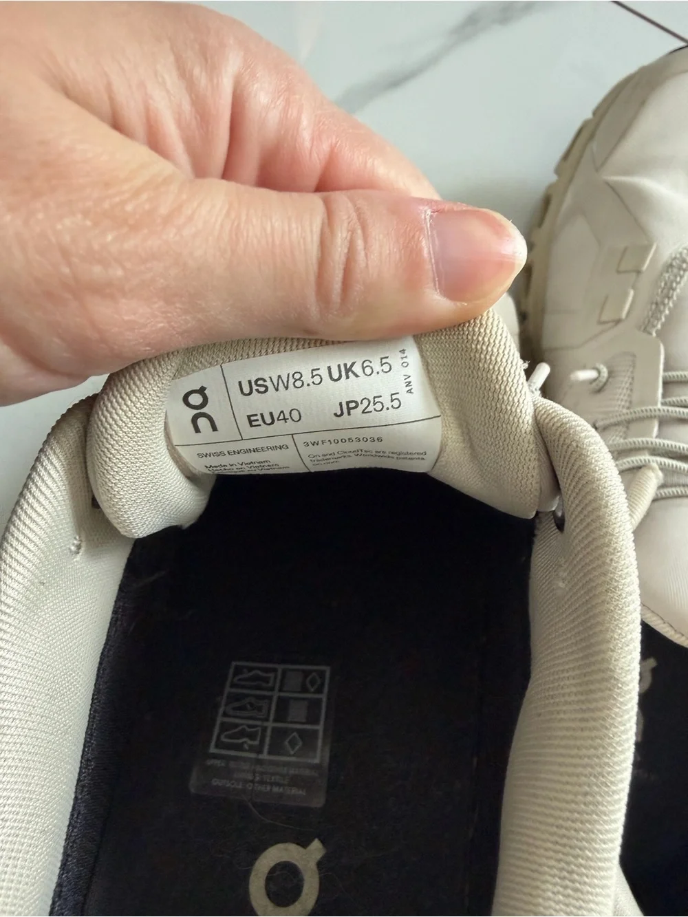 Cloud 6 Waterproof 8.5